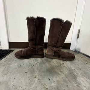 Brown Suede Ugg BootsSize8